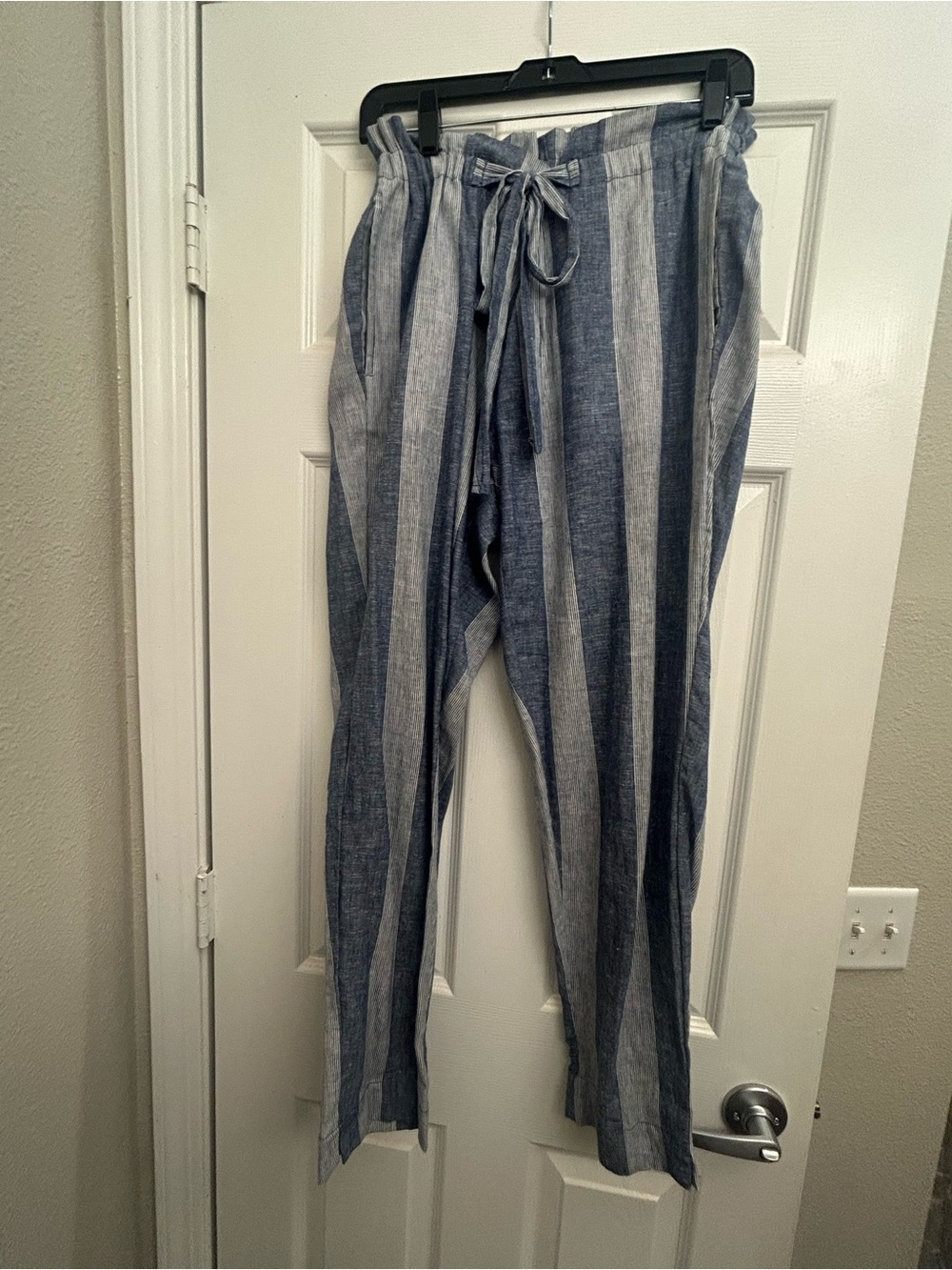 beachlunchlounge Navy and White Vertical Stripe Cropped Drawstring Pants